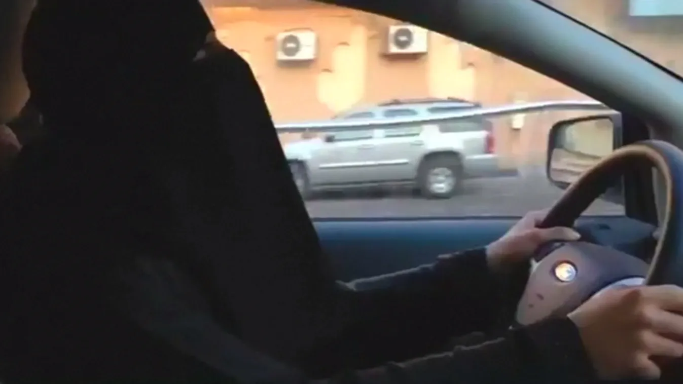 Szaúd-Arábiában a jövő évtől a nők is mehetnek meccsekre