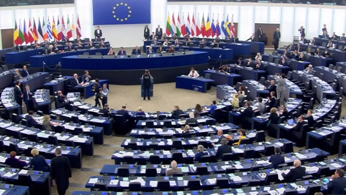 Össztűz a magyar és a lengyel kormányra az EP-ben