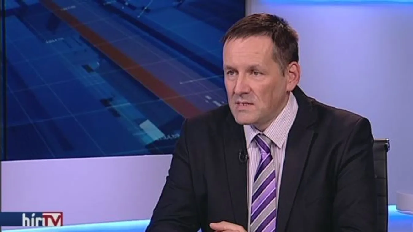 Nyomásgyakorlás – Newsroom