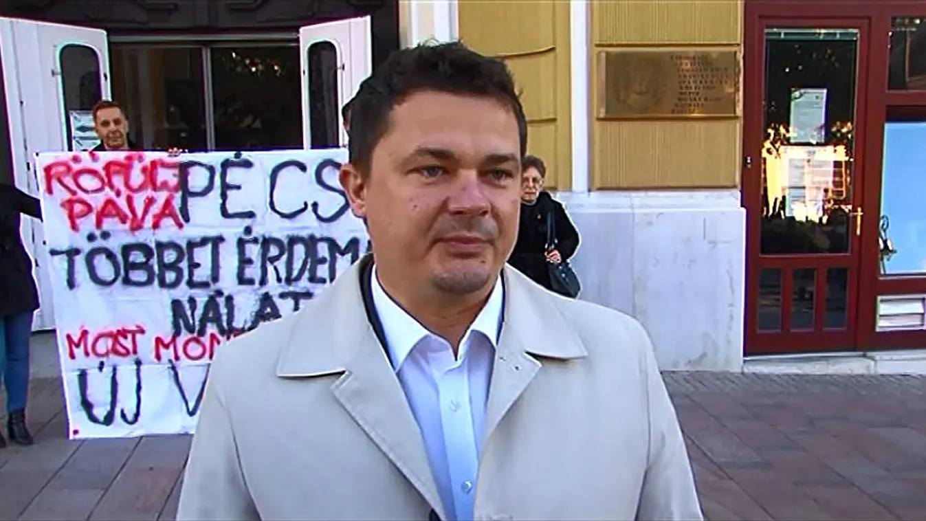 Távozásra szólították fel a fideszes városvezetést