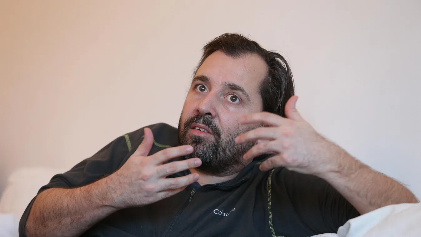 Lelepleződött – Egyenesen