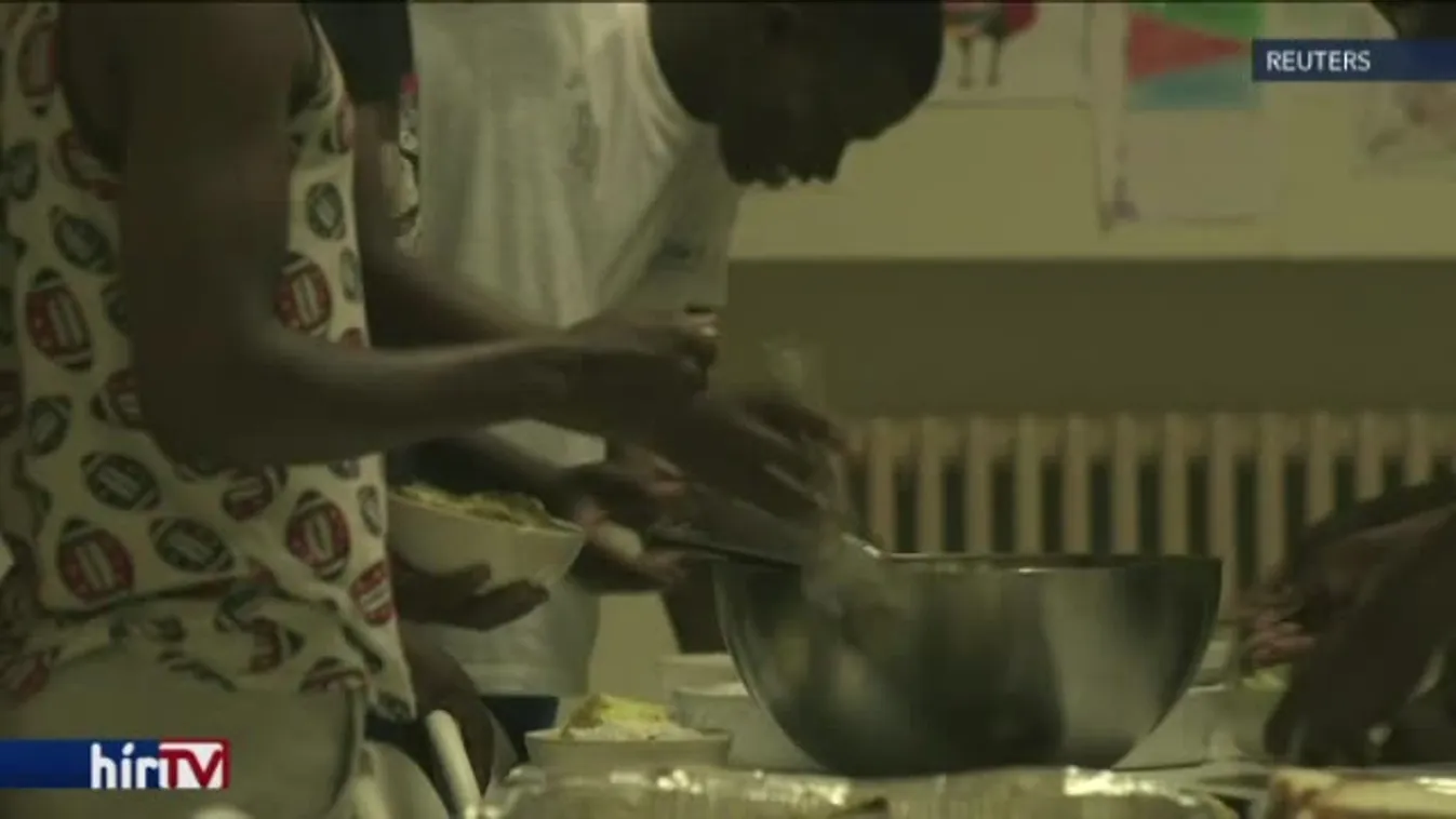 Kíséret nélküli menekültgyerekeknek segítenek