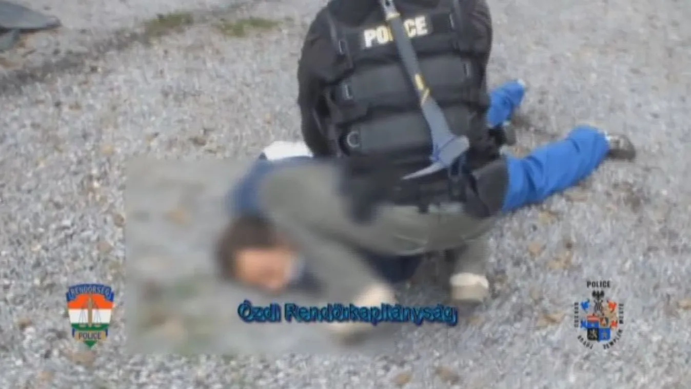 Rabszolgaként tartottak két nőt