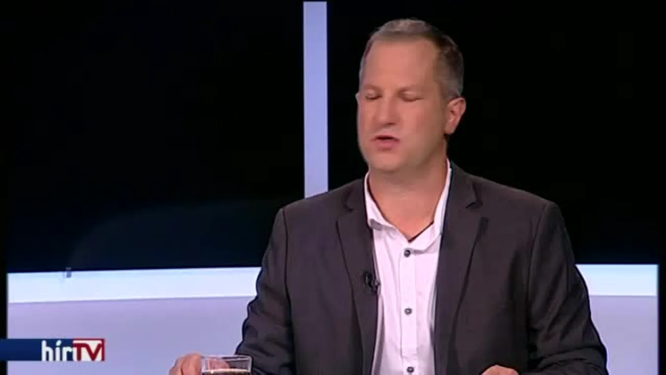 Csörte - Brüsszel nem áll meg