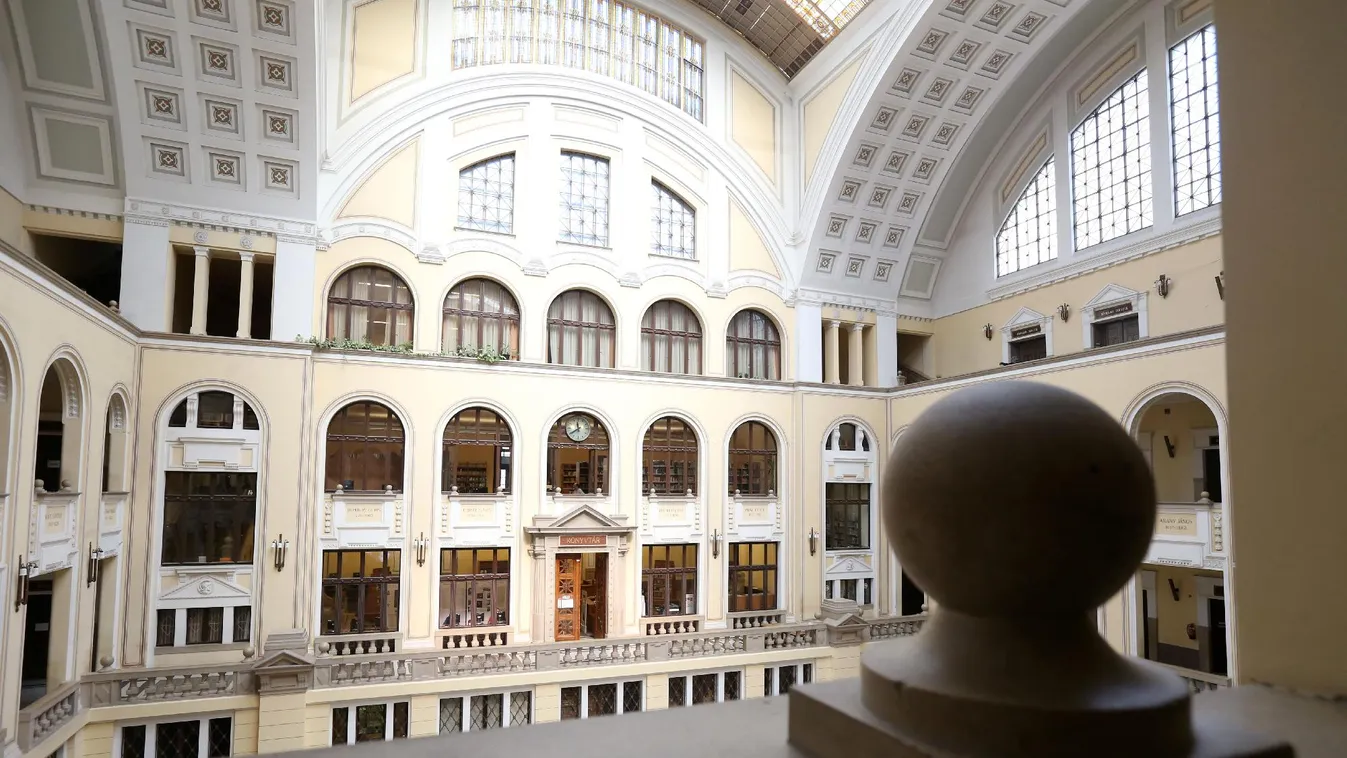 Aggódnak a professzorok a Debreceni Egyetem miatt