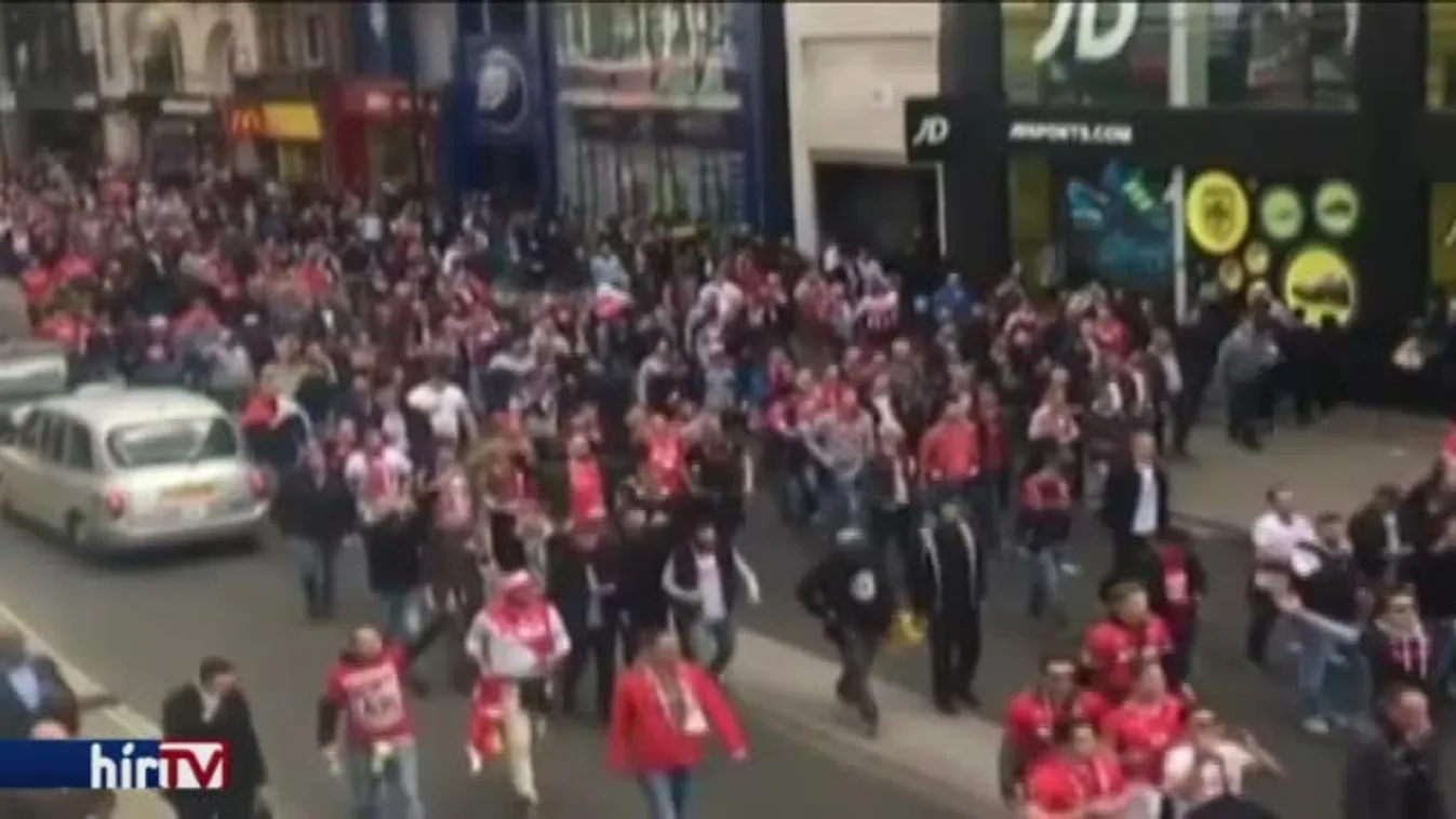 Szurkolói miatt fizethet a Köln