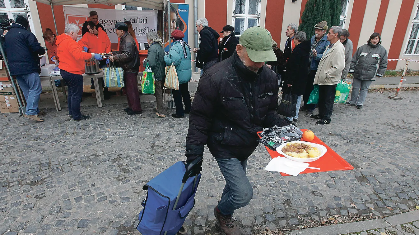 Tízezrek vannak hitelcsapdában