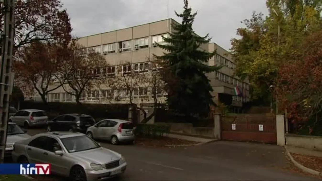 Rétvári kitérő választ adott a gyanús tenderek ügyében