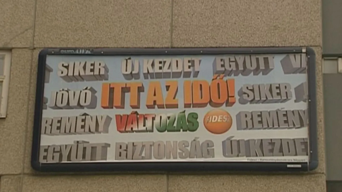 Szőnyeg alá söpörték a Fidesz plakátbotrányát