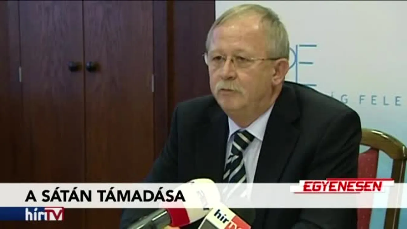 Egyenesen - Elhessentett keselyűk