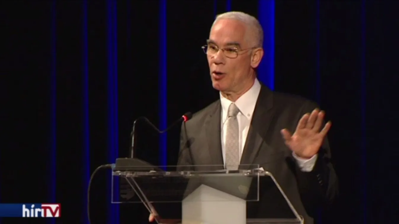 Nyugdíjprémium a fiatalabb nyugdíjasoknak is