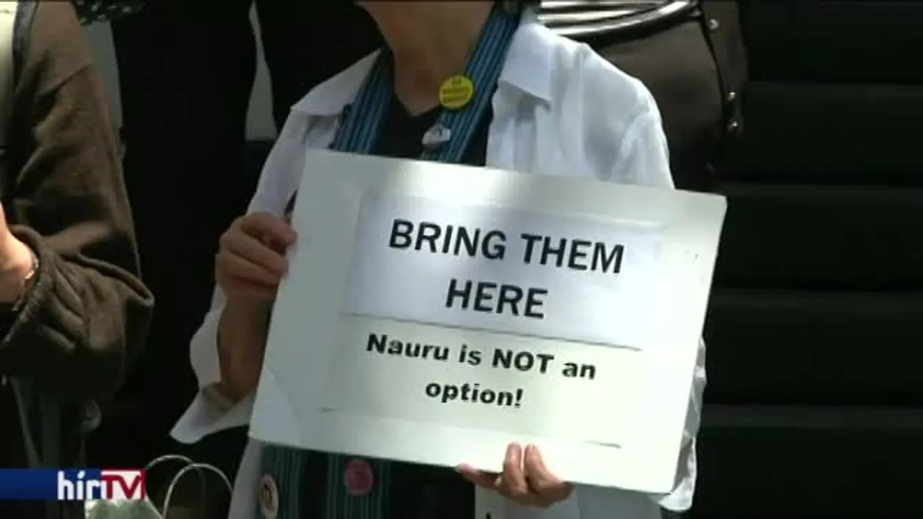 Ausztrálok segítenék a menekülteket