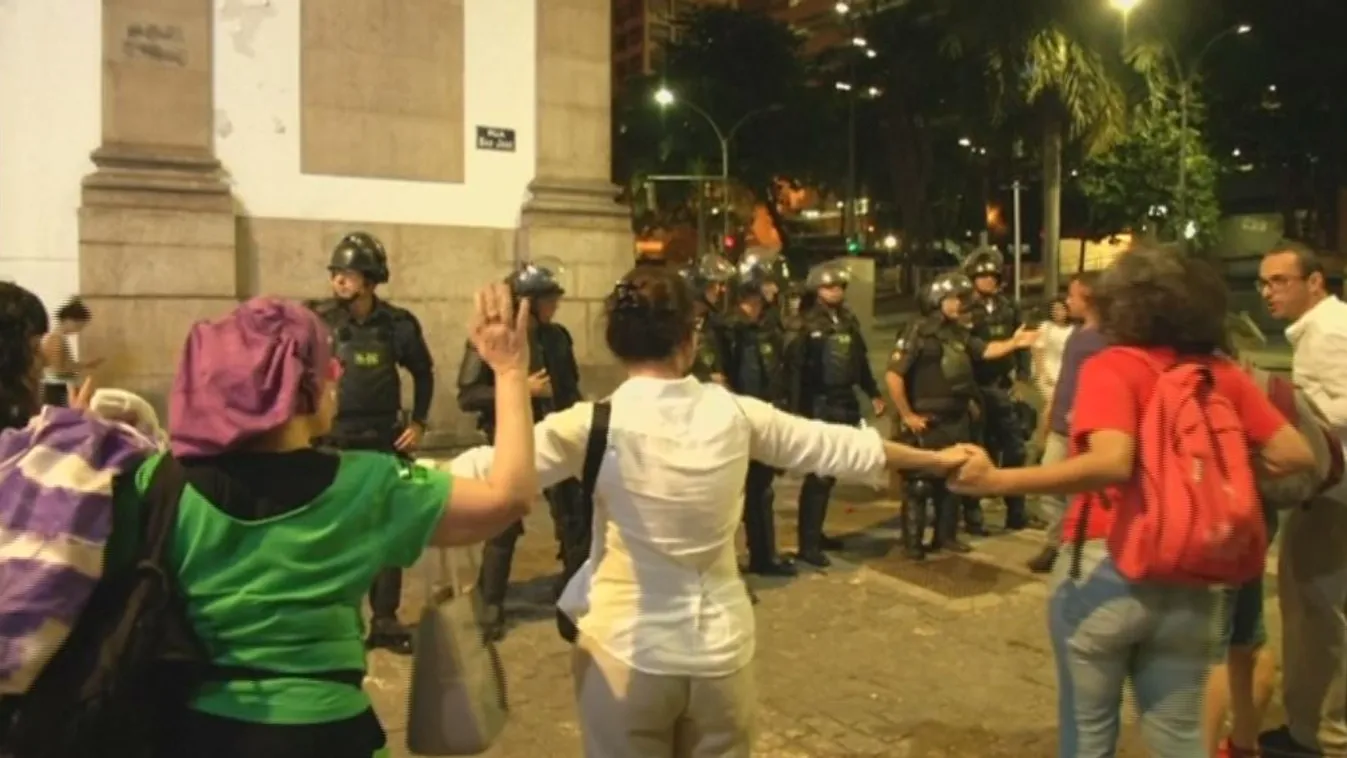 Ezrek tüntettek Brazília nagyvárosaiban