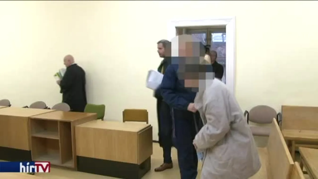 Elvágta az anyja torkát, mert az ördög azt mondta neki