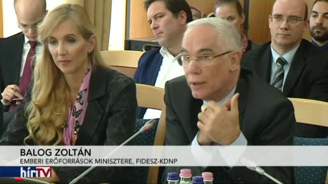 Leperegtek a kritikák Balog Zoltánról