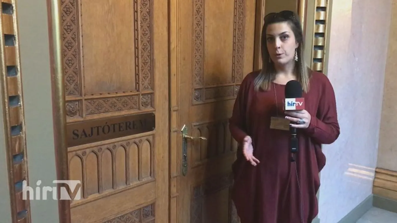 Folyosóra száműzött nyilvánosság