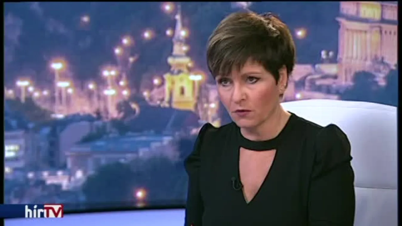 Egyenesen – Cuki, de nem