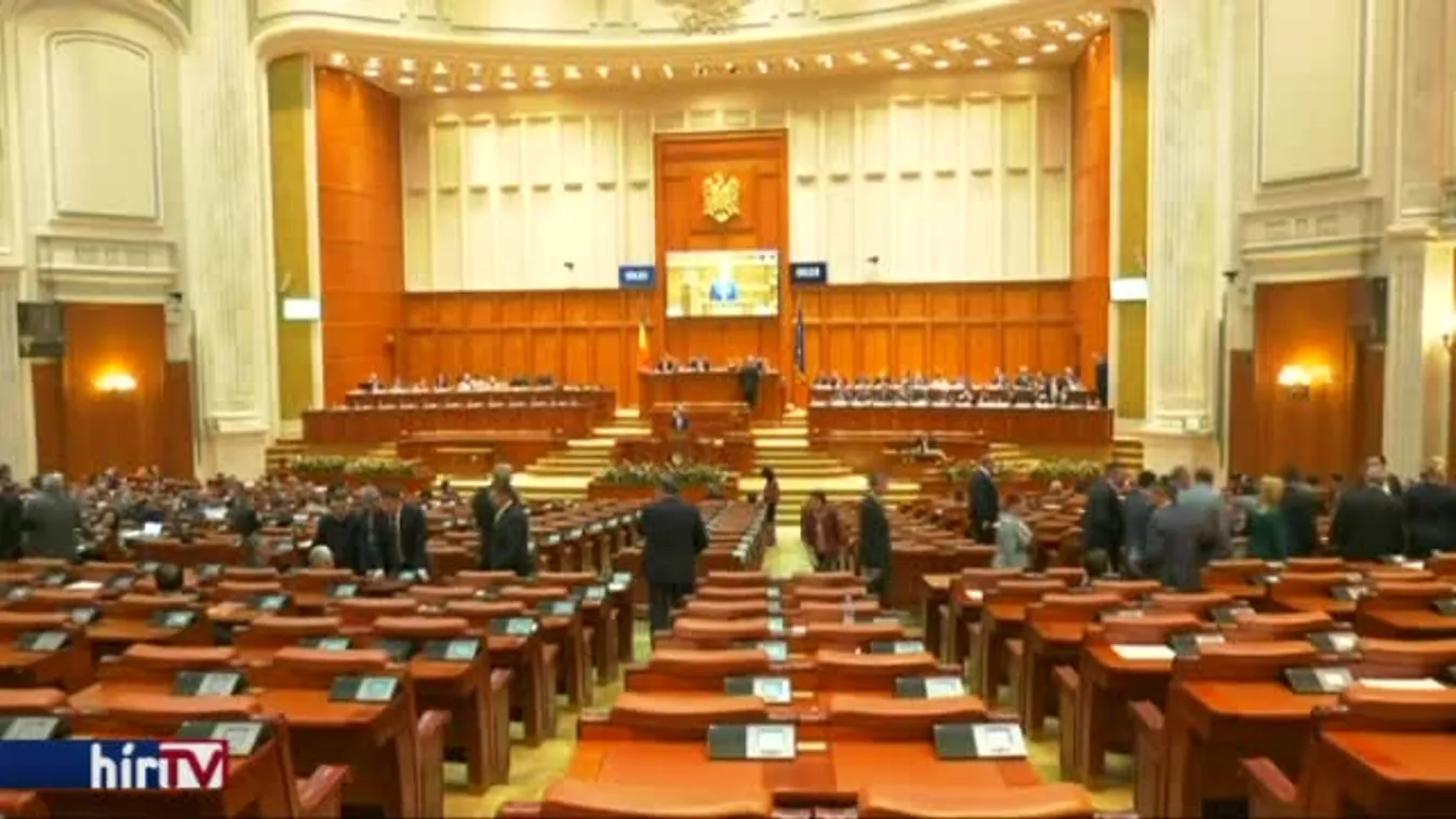 Elbukott a bizalmatlansági indítvány, hivatalban marad a kormány