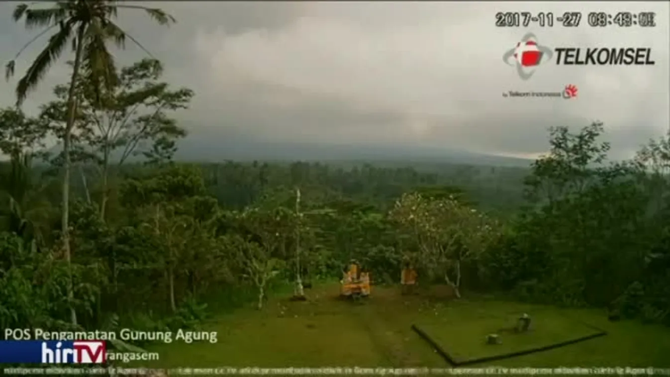 Vörös riasztást adtak ki az&nbsp;Agung vulkán kitörése miatt