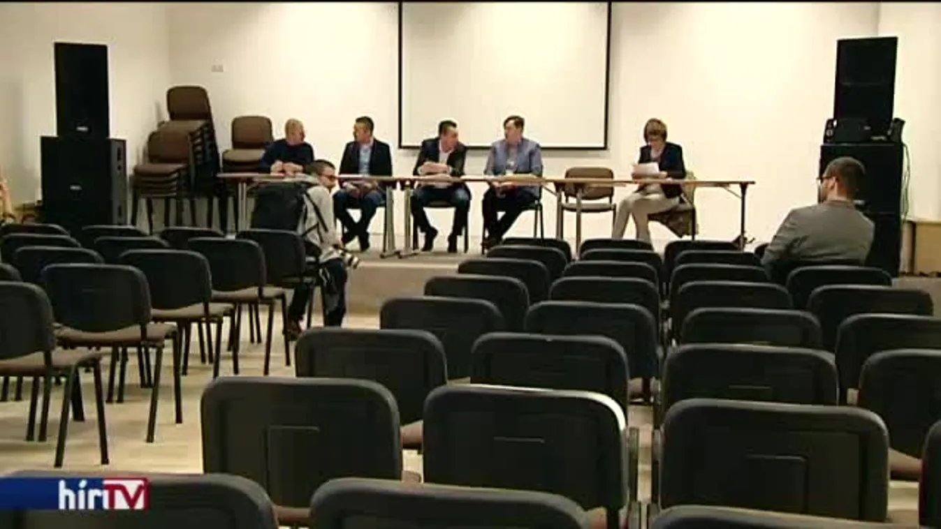 Az újságíróktól tudta meg Mészáros, hogy ma is kaszált