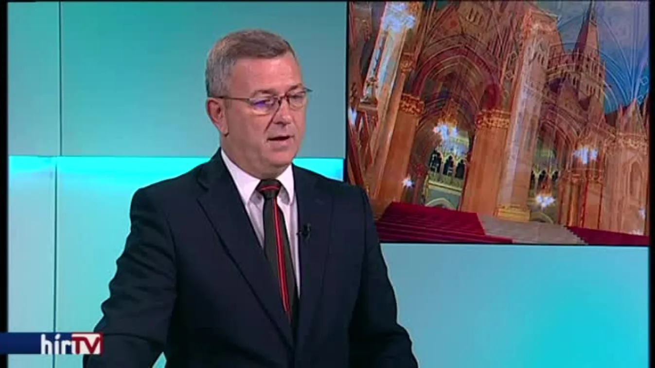 Reggeli járat – Zártkörűen működő