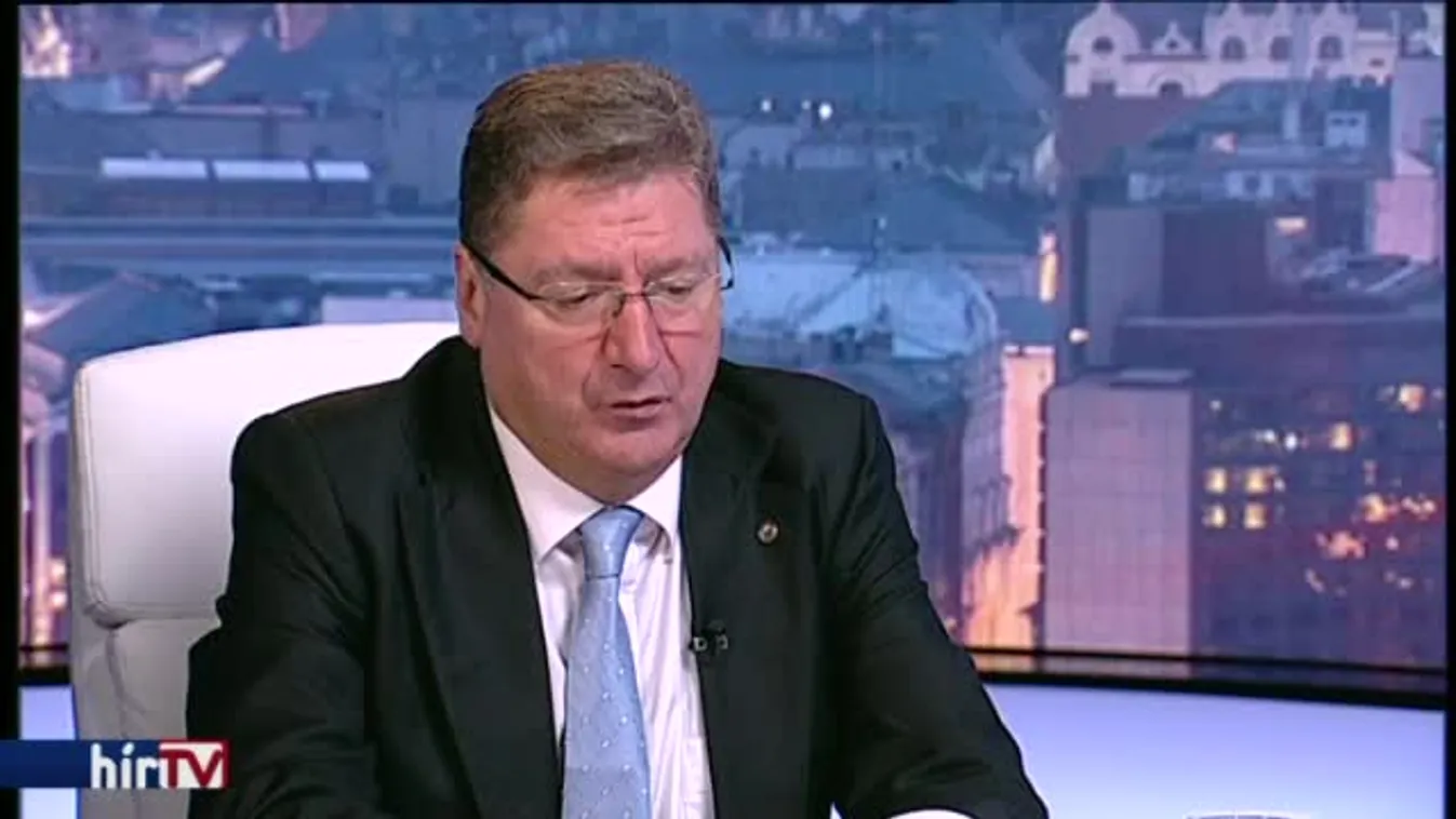 Egyenesen - Szakmán túl