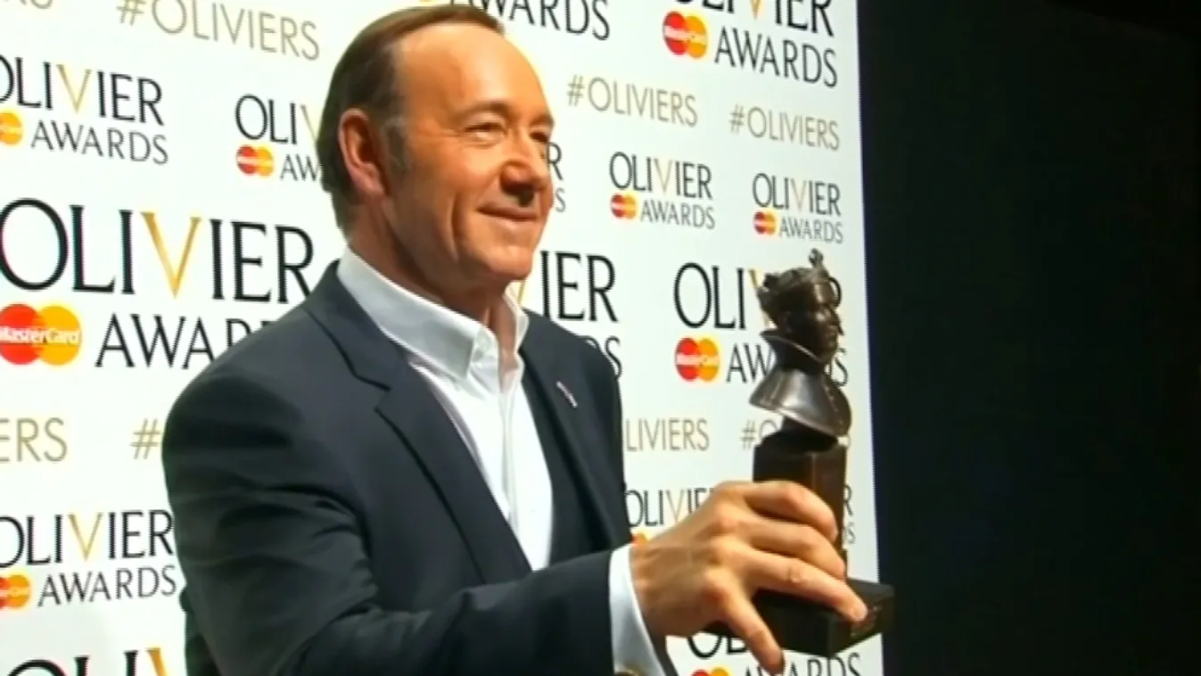 Kirúgta Kevin Spacey-t a Netflix