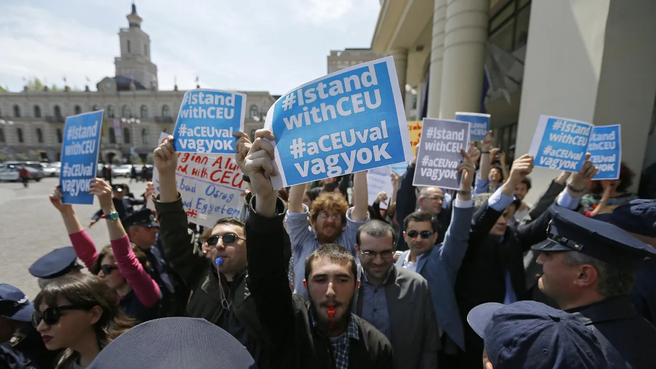 Nem foglalkozik az Alkotmánybíróság a CEU ügyével