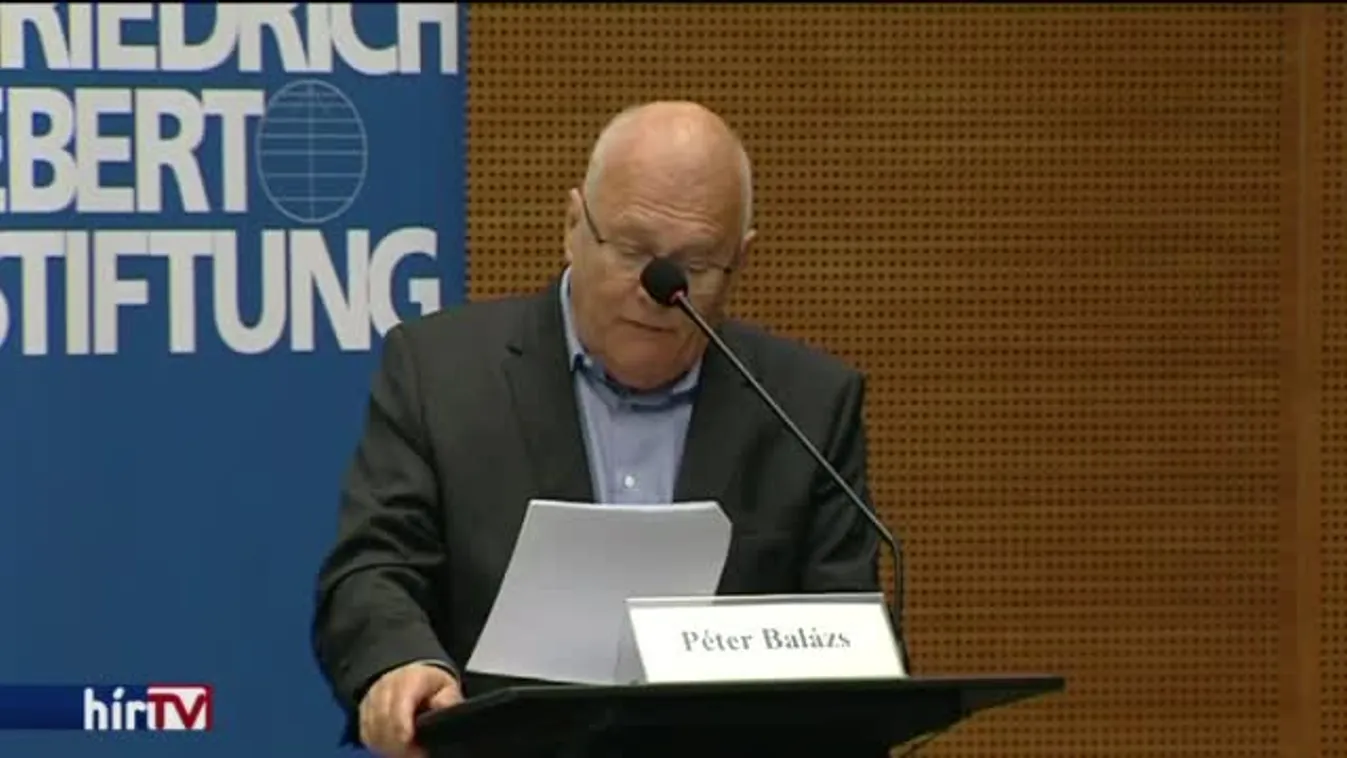 A menekültválság is segítette, hogy megerősödött a V4