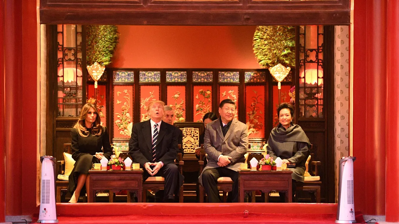 Körbeudvarolta egymást Trump és Hszi Csin-ping