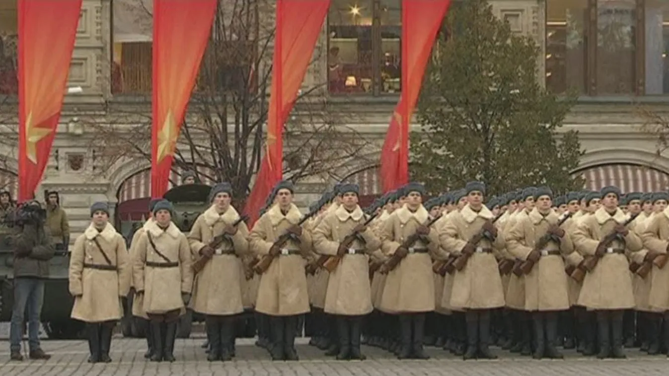 Száz éve győzött a forradalom