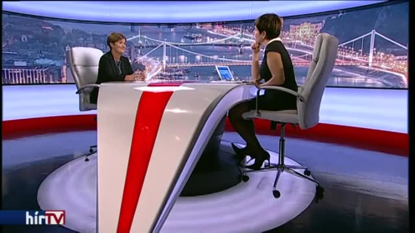 Egyenesen - Tárt karokkal