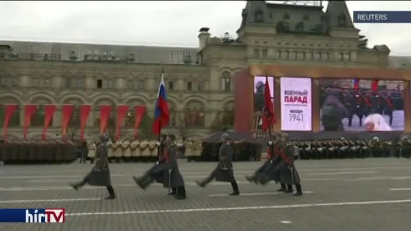 Az oroszokat is megosztja a bolsevik forradalom