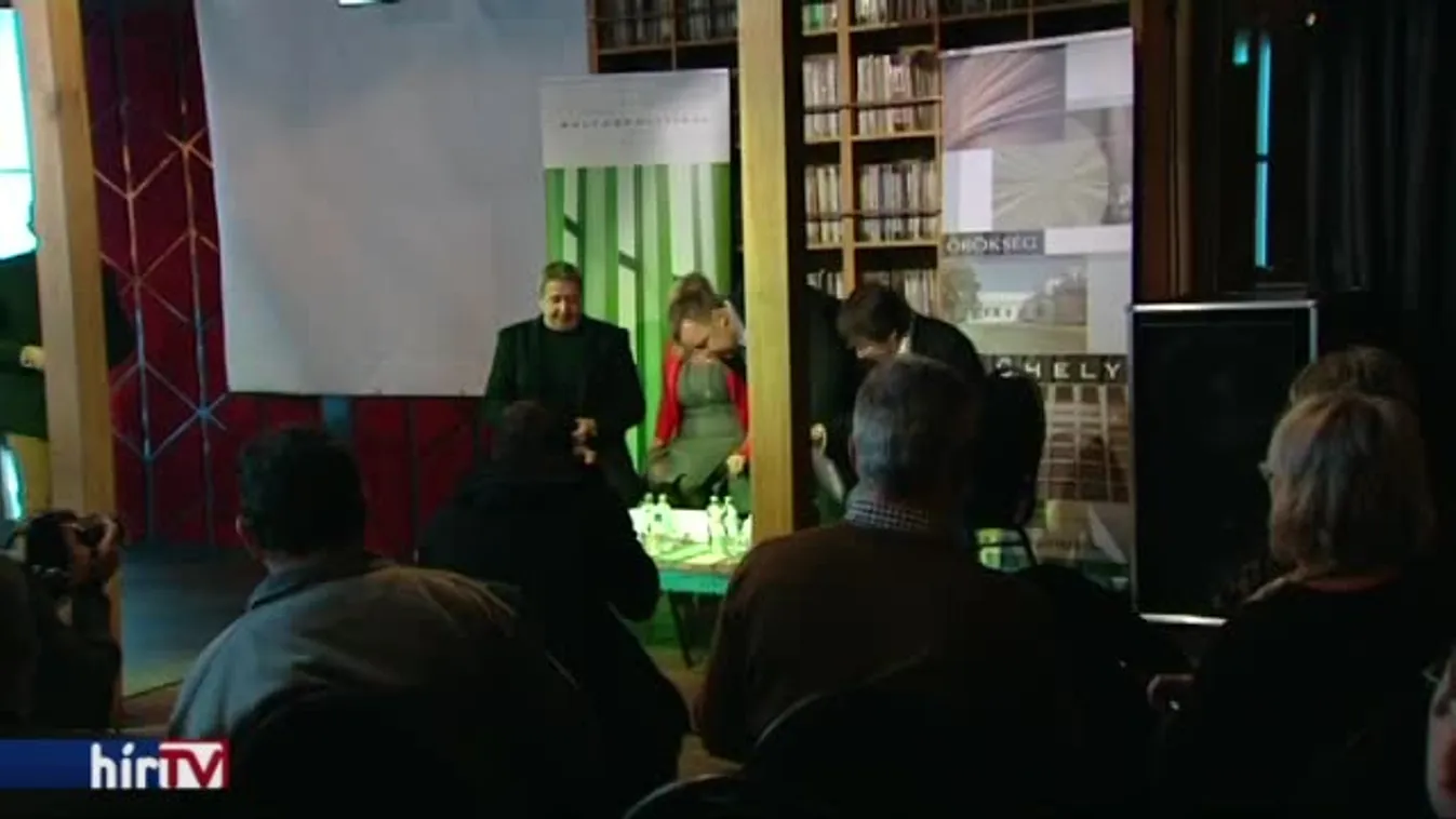 Schmidt: Ideológiai alapon támadják Magyarországot