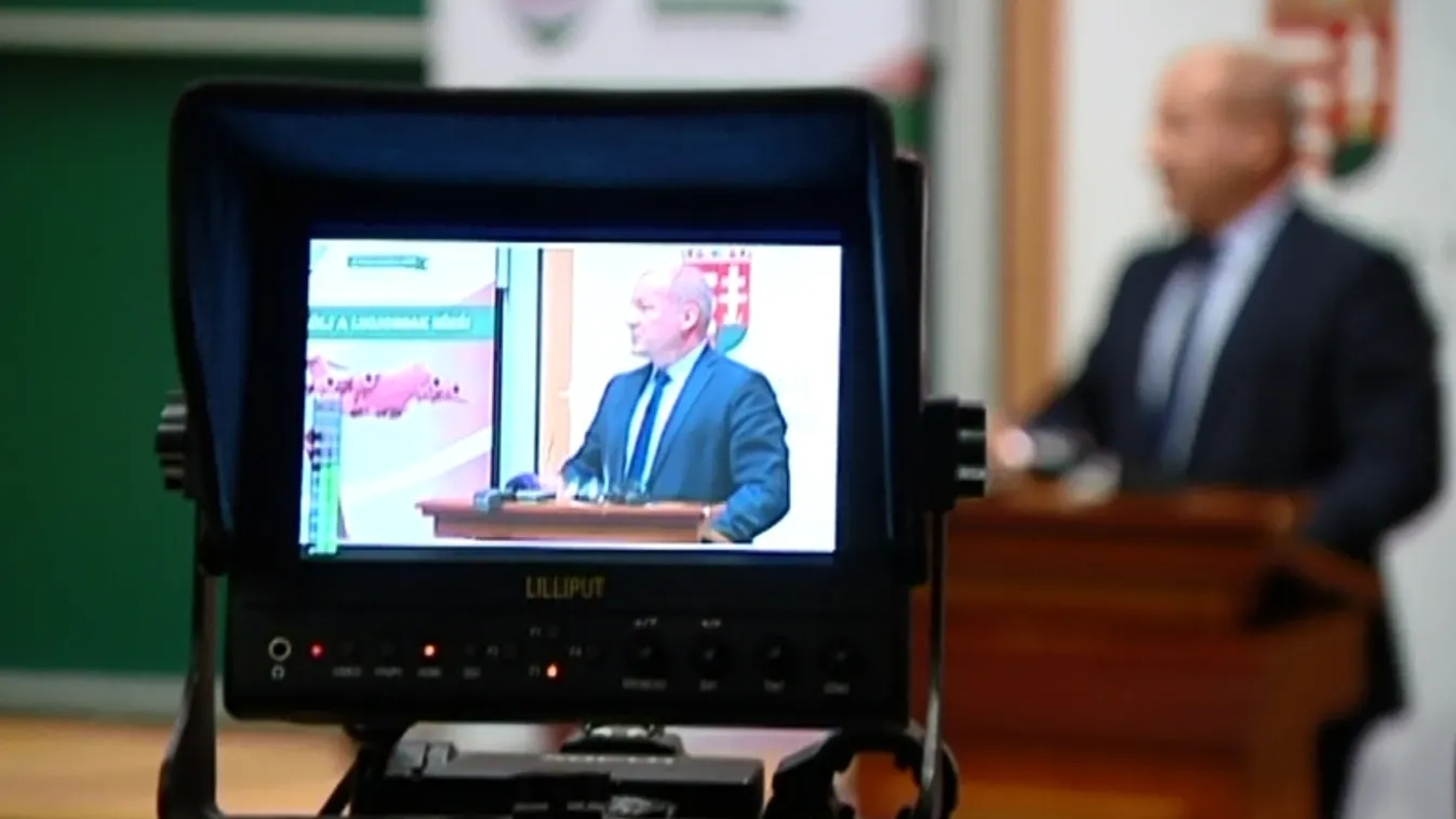 Kötelező Simicskó-előadás? Váratlan kérdést tett fel a diák