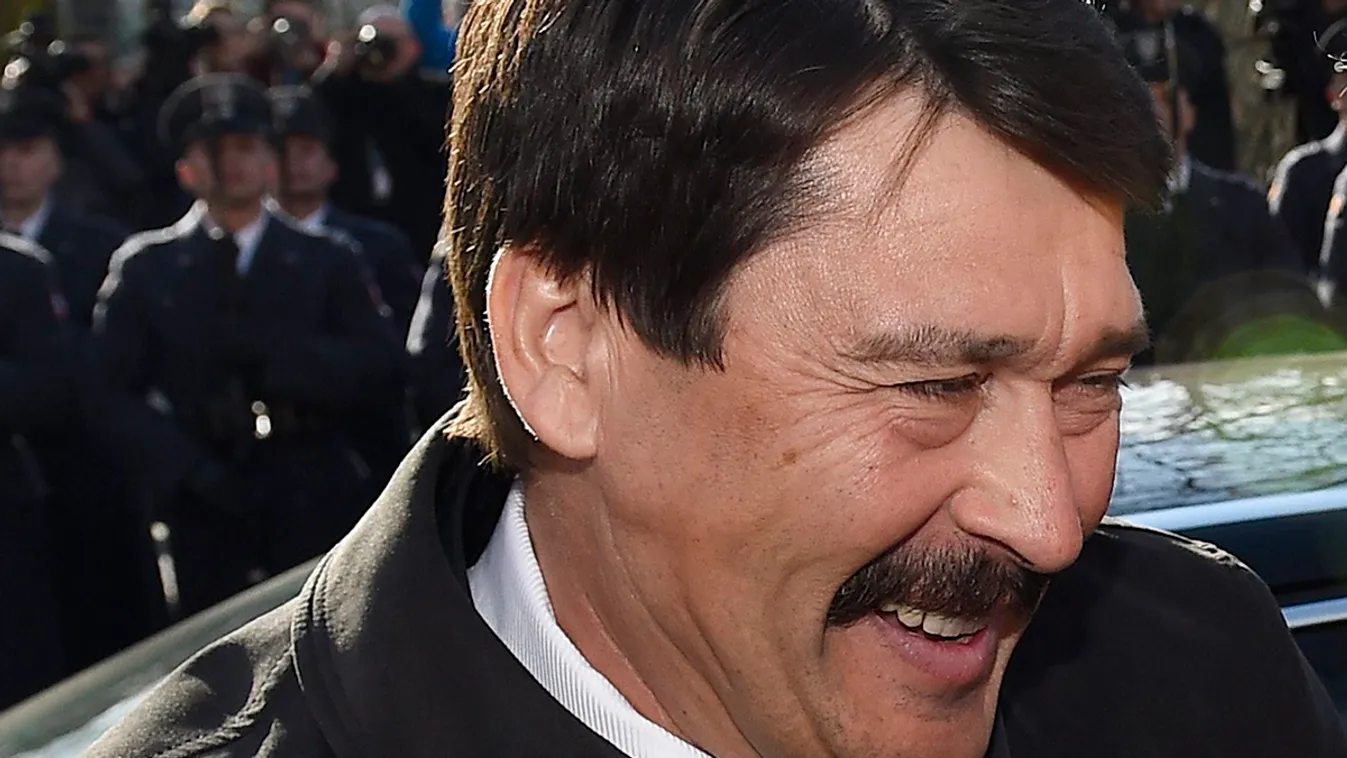 Bevásároltak Áderék