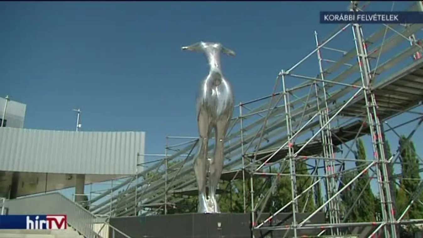 Beolvasztják a Duna Aréna lelátóinak használhatatlan részeit