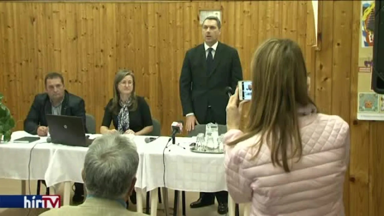 Választás előtt ígért fejlesztéseket Lázár