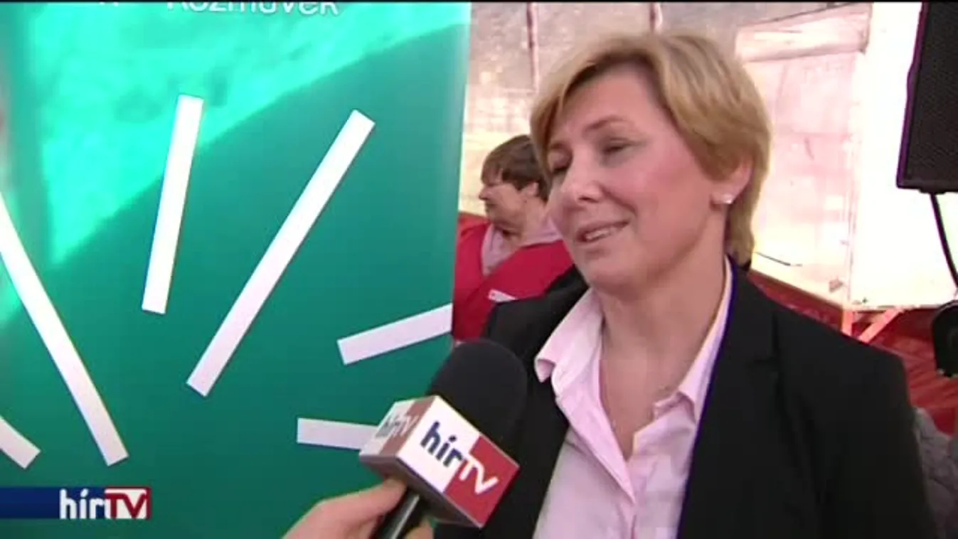 Tagadja a posta, hogy nem kézbesítenek csomagokat az Erzsébet-utalványok miatt