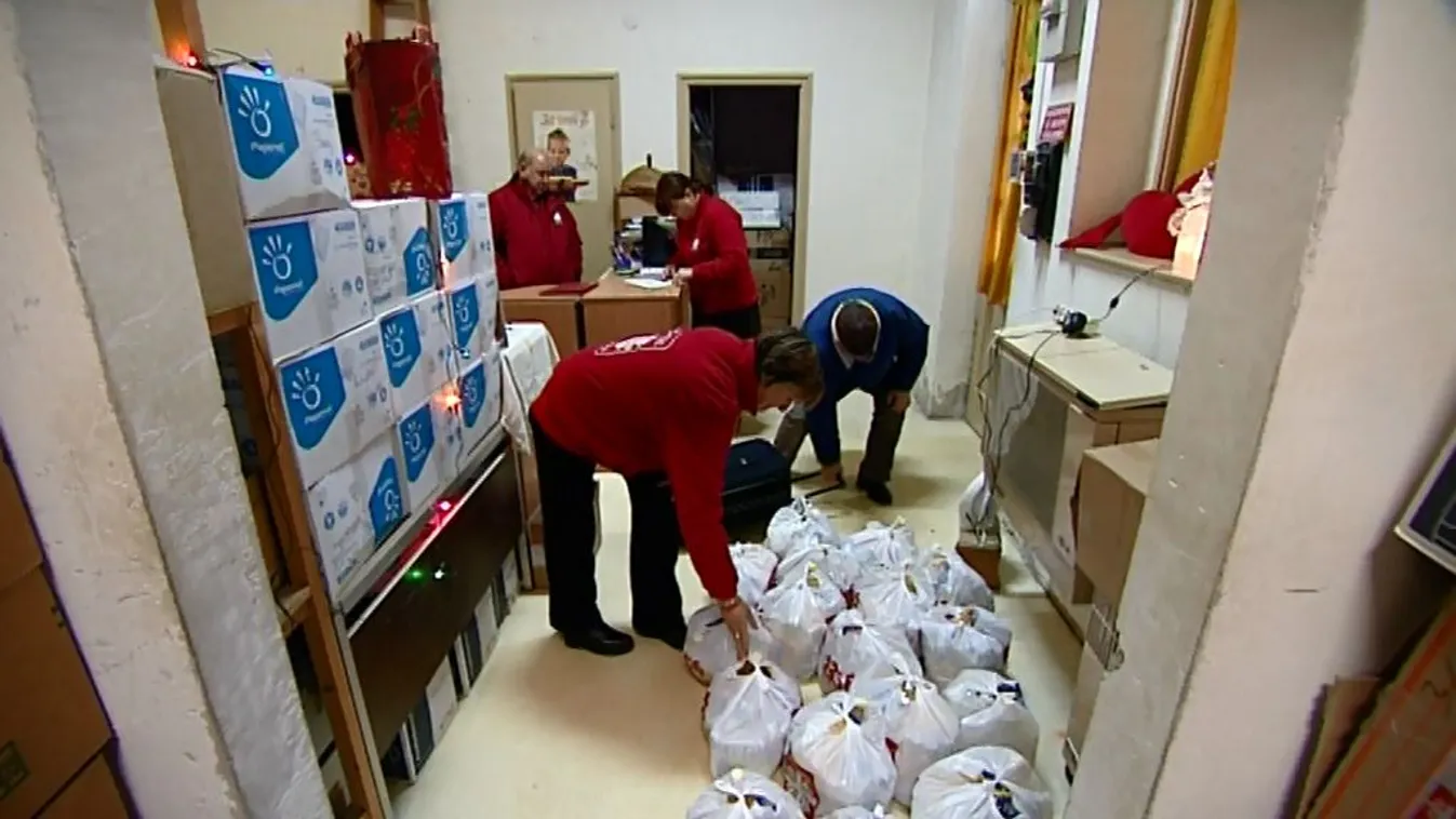 Élelmiszerrel, ruhával, bútorral segítik a rászorulókat