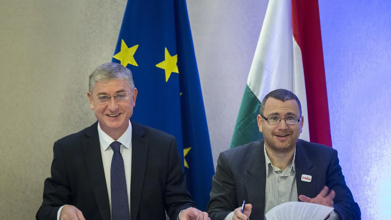 Külön listán indul az Együtt és Gyurcsányék is