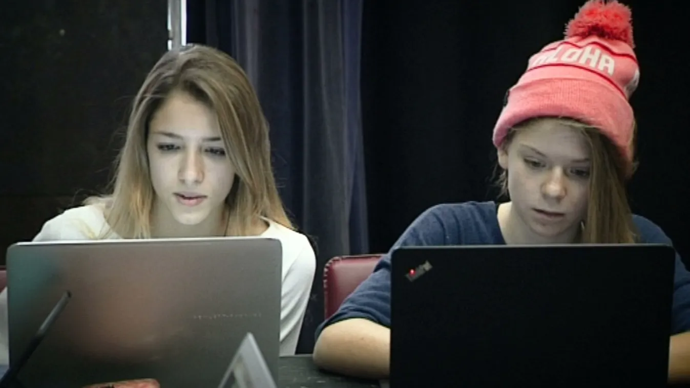 Ideje lenne rákapcsolni, és átírni az alaptantervet