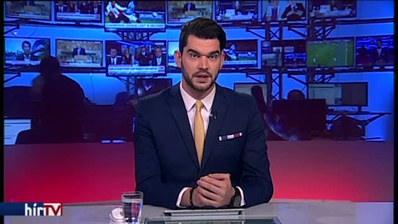 Harrach nem érzi problémásnak a kettős mércét