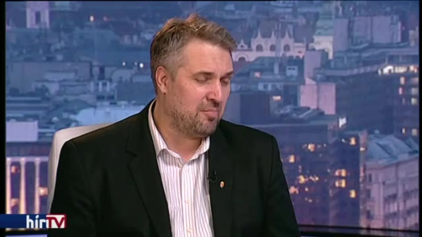 Egyenesen – A Jobbikon túl