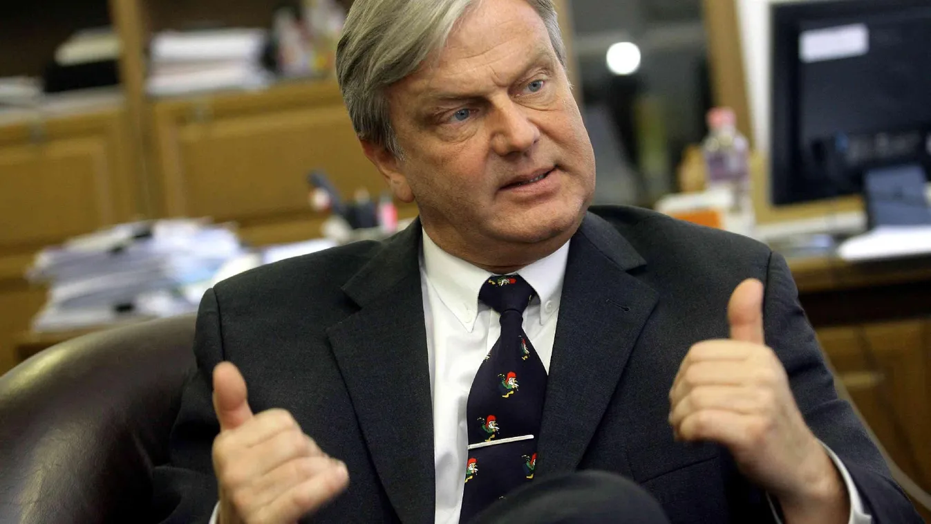 Százezer nyugdíjas dolgozhat