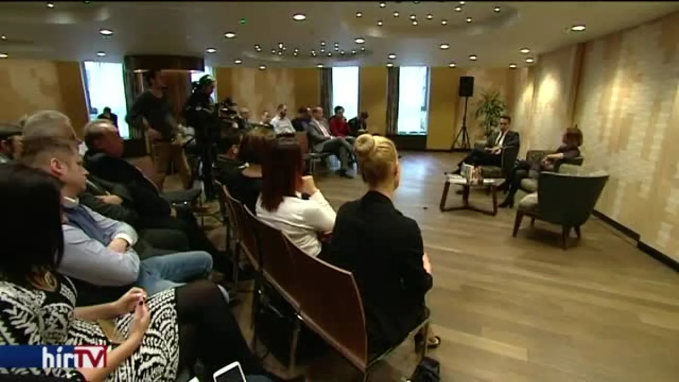 Vona: Politikai terrorizmus folyik az országban