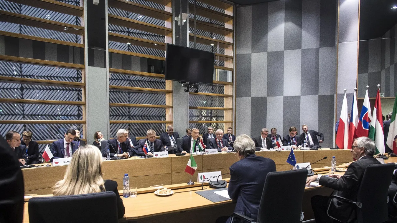 A visegrádi négyek továbbra is ellenállnak