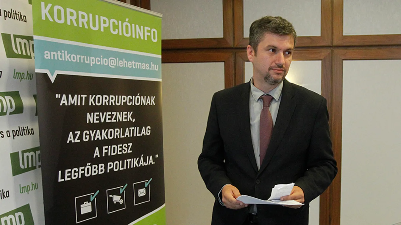 A kormány szerint Hadházy hazudik, feljelentést tettek