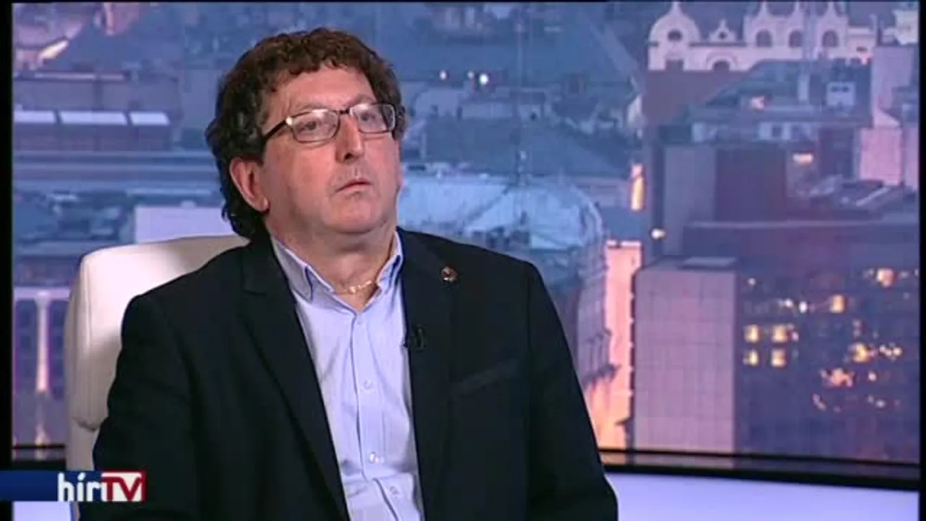 Százéves lemaradás