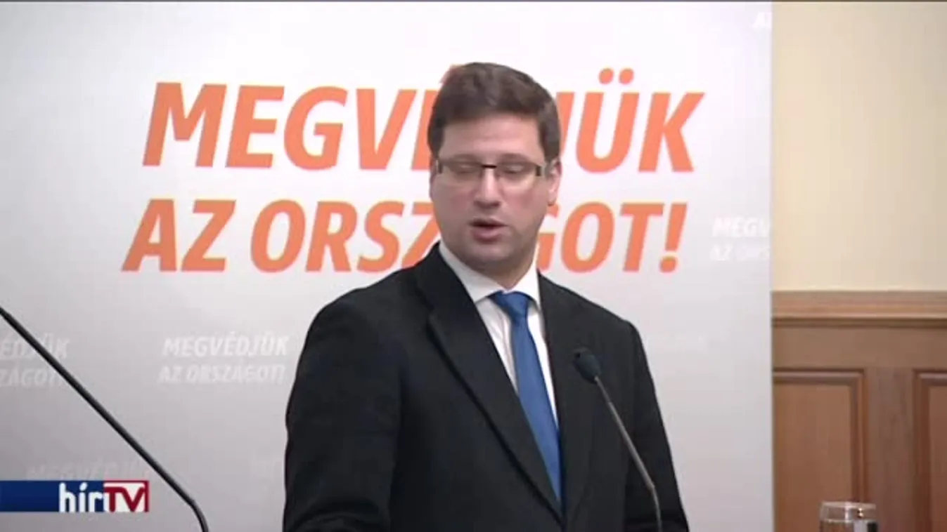 Fidesz: Ellentétes a magyar érdekekkel az Európai Parlament migrációval kapcsolatos tervezete